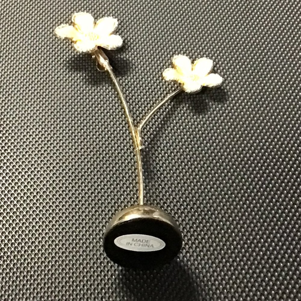 Daisy photo display clip - Picture 3 of 4